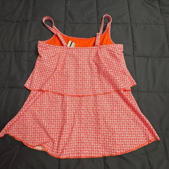 Lands' End Scoop Neck Tiered Tankini Swimsuit Top - Size: XSL - NWT - Picture 5 of 11